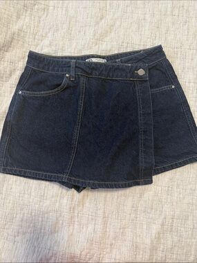 Zara Dark Wash Denim Skort